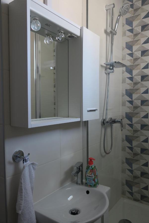 Mesic Apartment Сень Екстер'єр фото