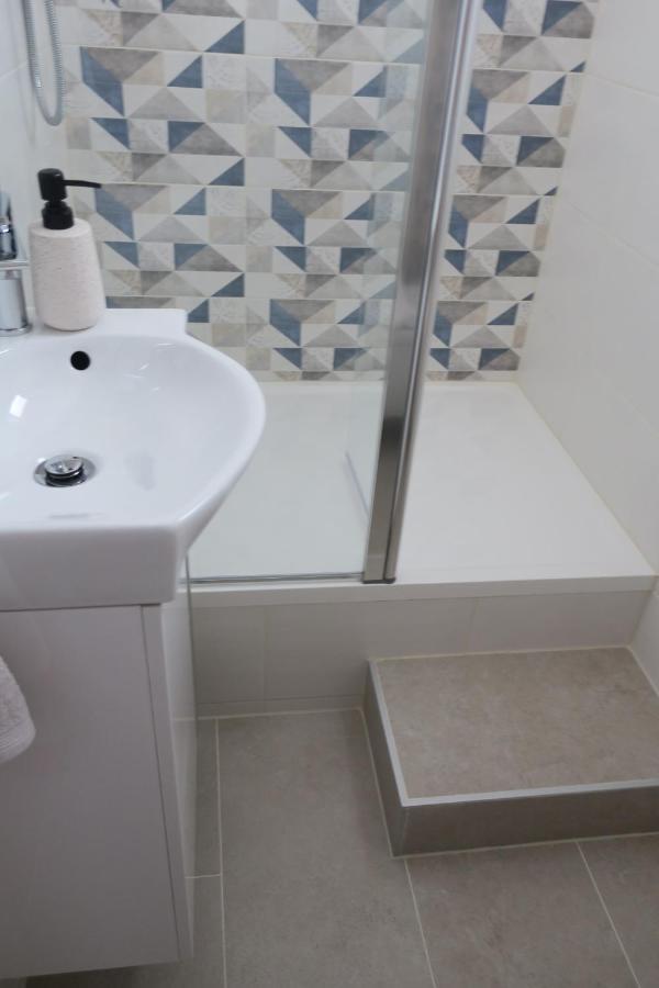 Mesic Apartment Сень Екстер'єр фото
