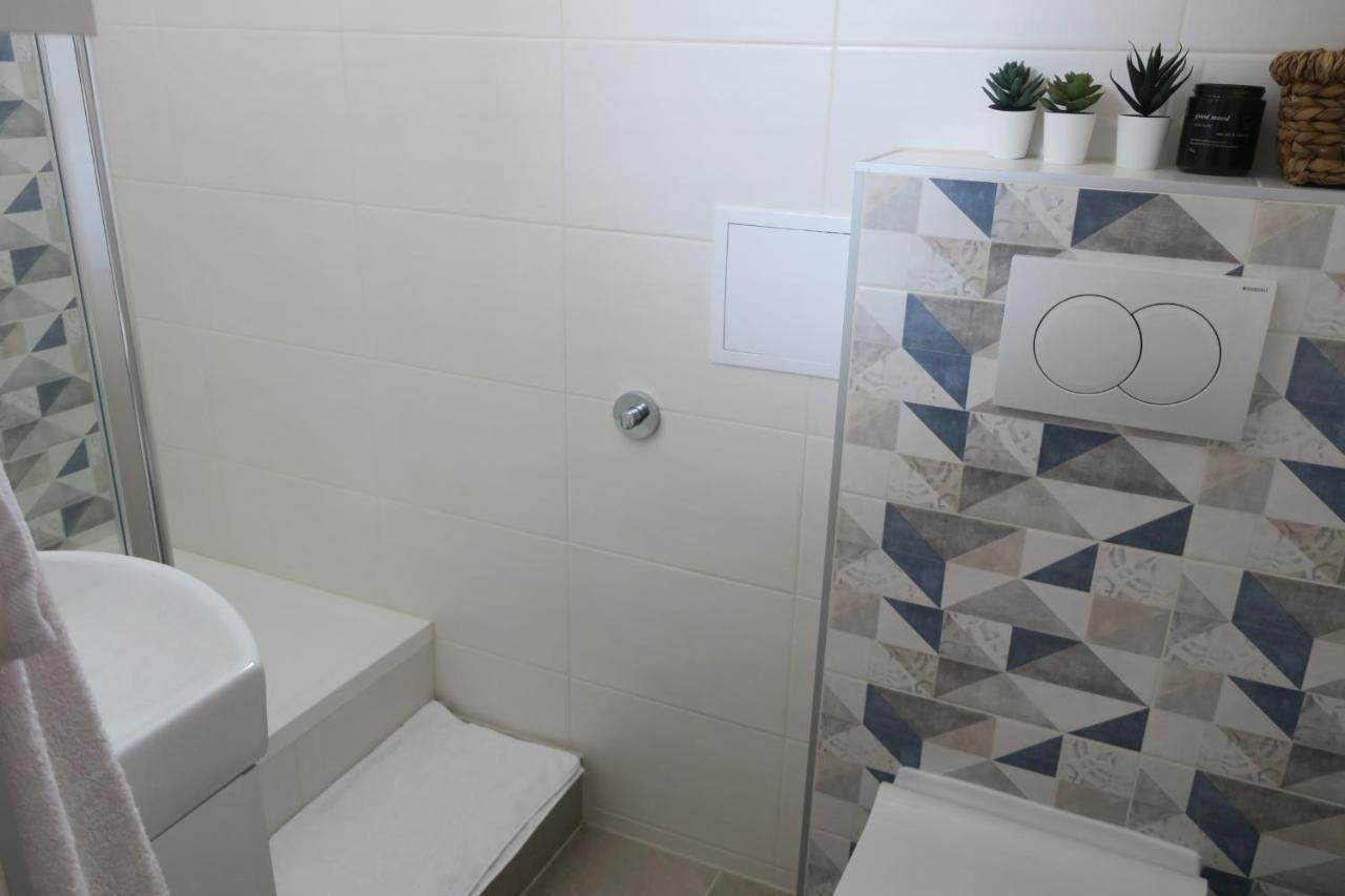 Mesic Apartment Сень Екстер'єр фото
